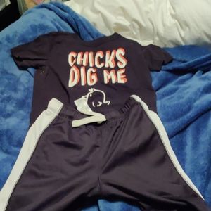 JUST Shirt says chicks dig me size